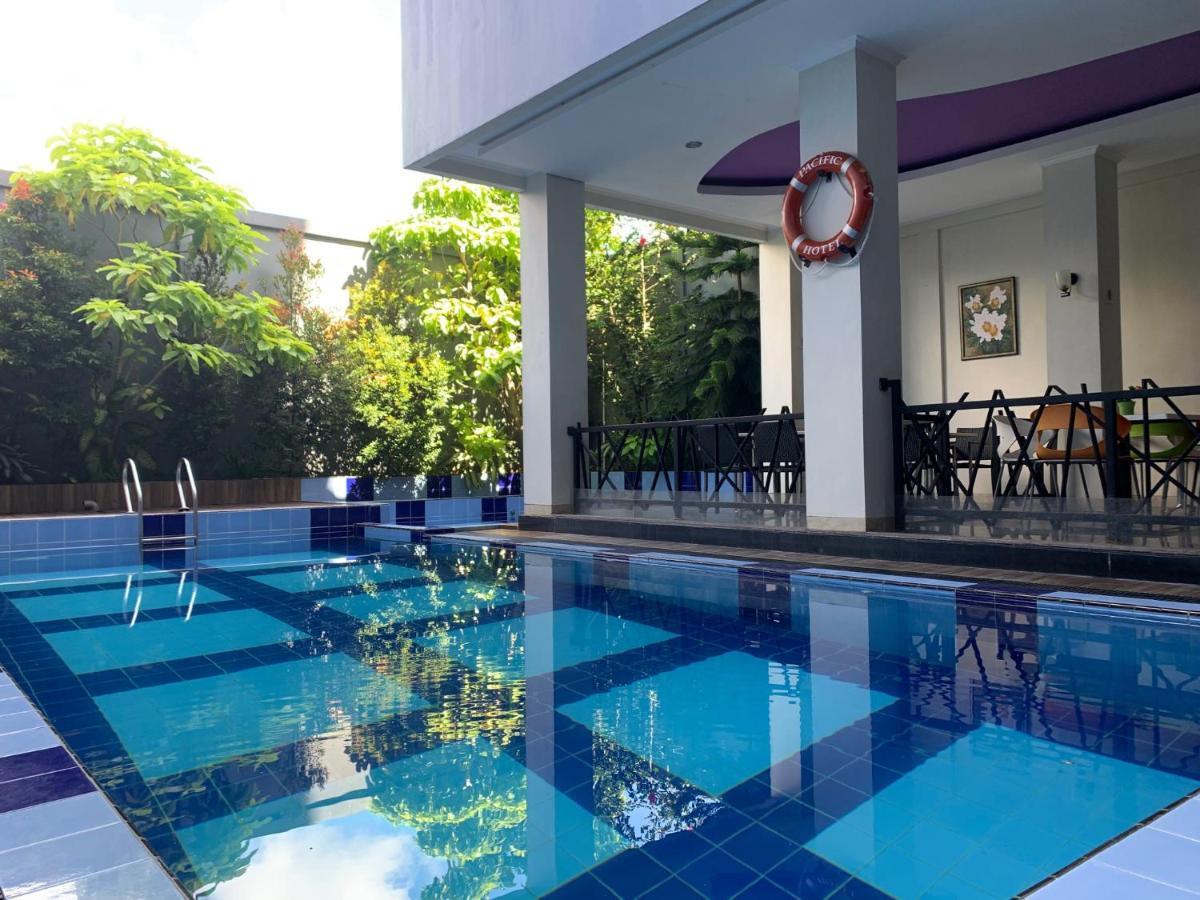 Pacific Hotel Ambon Exterior photo